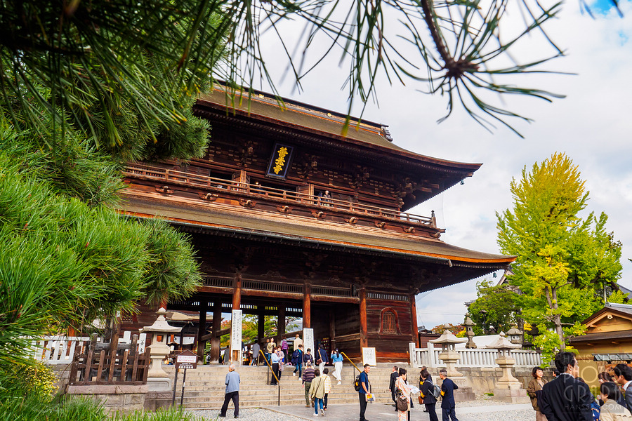 長野︱善光寺，日本人心中一生必去一次的朝聖之地，在此一起尋找通往 